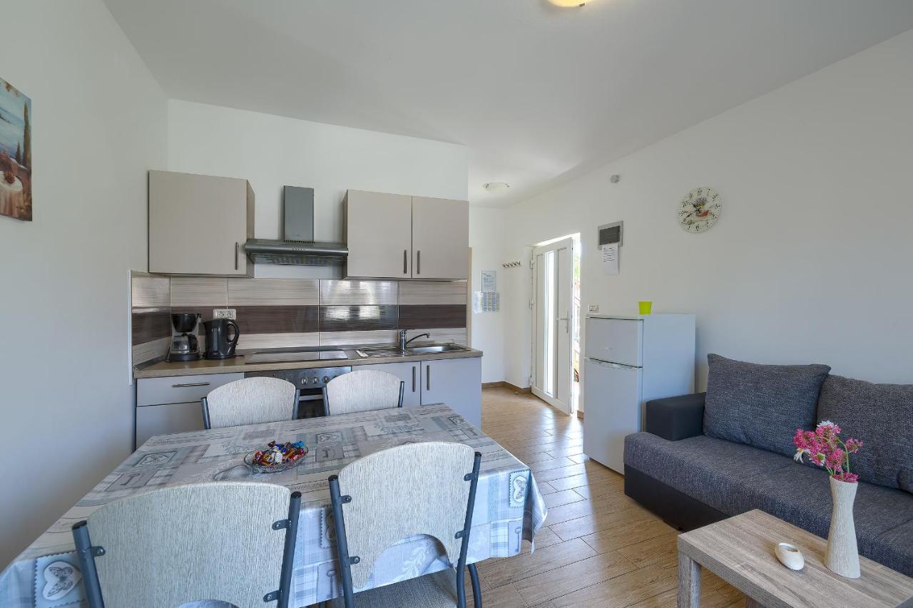 Apartman Mishel 2 Fazana Ngoại thất bức ảnh