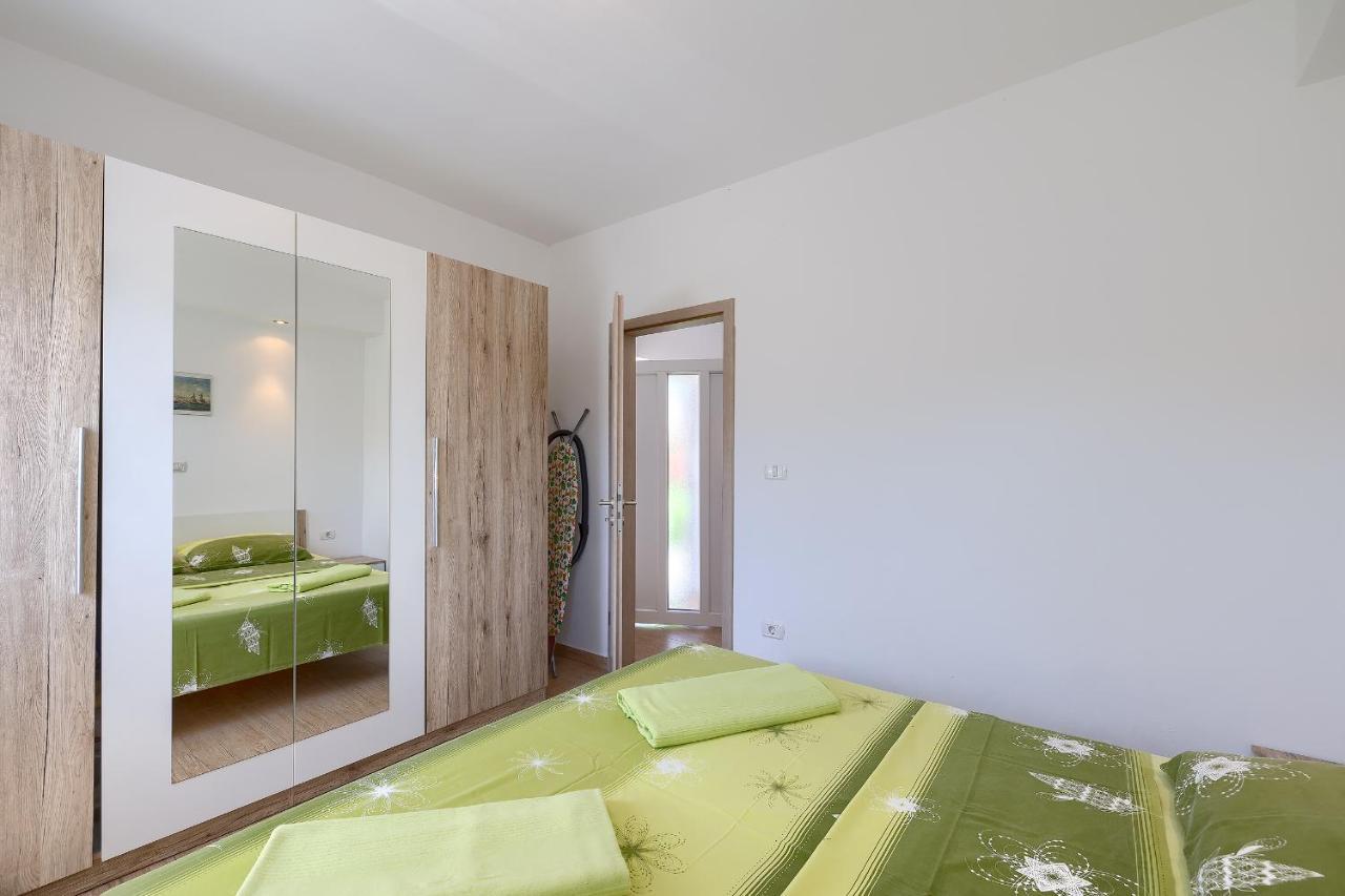Apartman Mishel 2 Fazana Ngoại thất bức ảnh